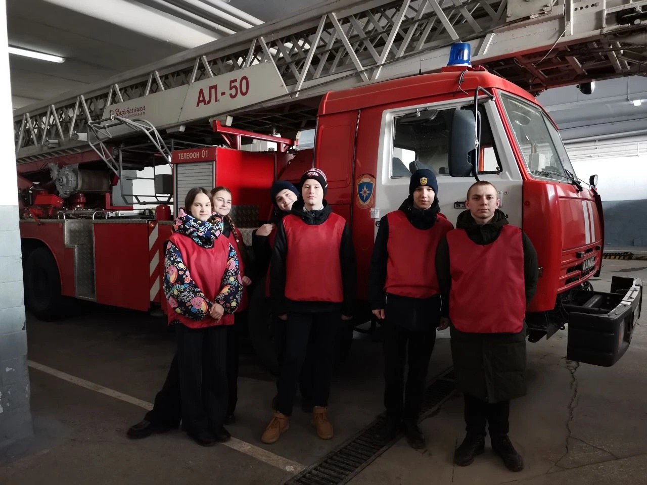 экскурсия в Пожарно-спасательную часть № 2 Зареченского района.